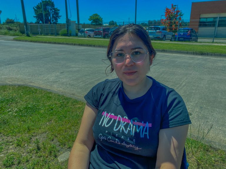Claudia Sandoval lleva 1 año de espera por endodoncia